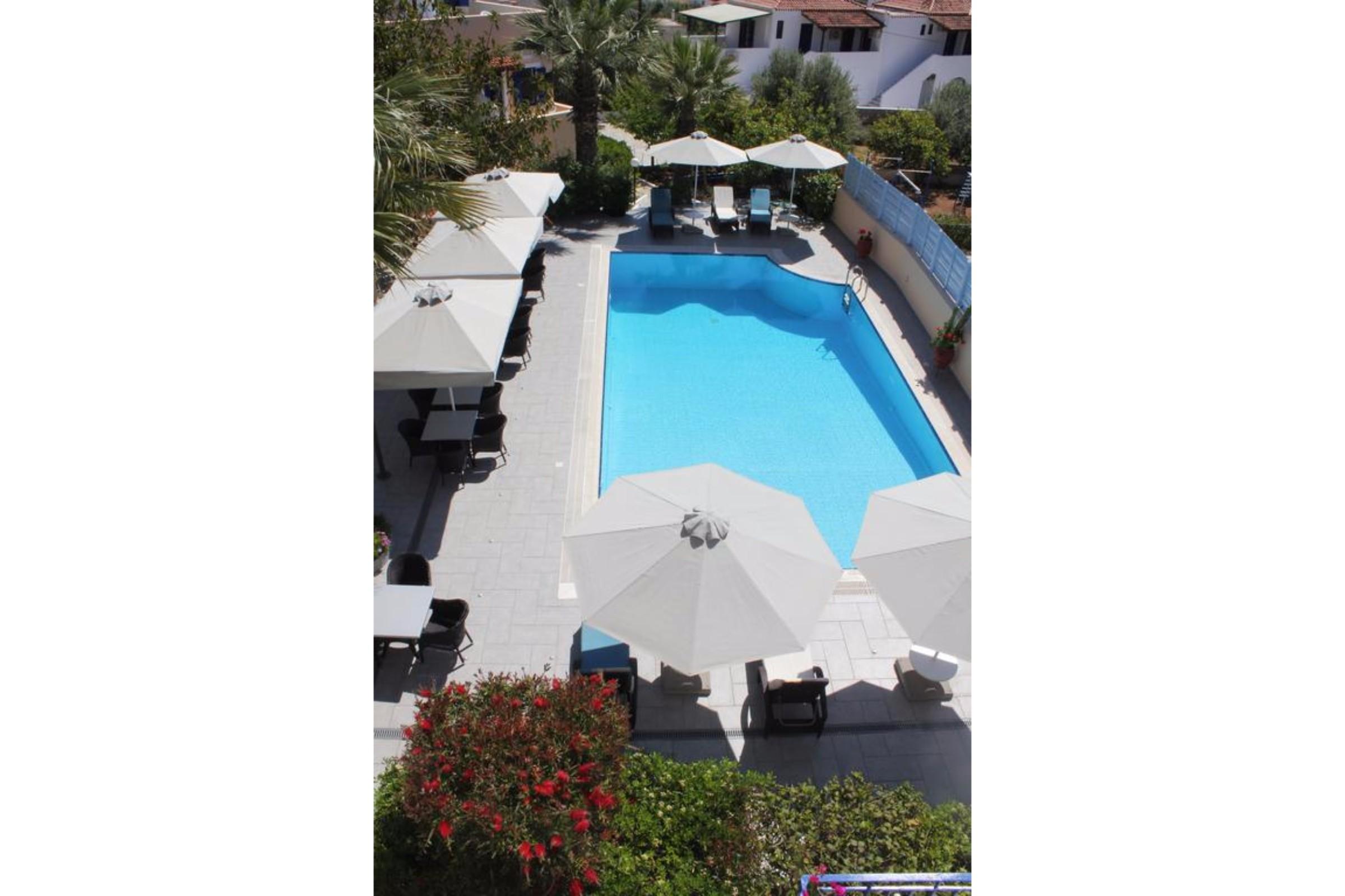 Vanas Apartments Spetses Town Bagian luar foto